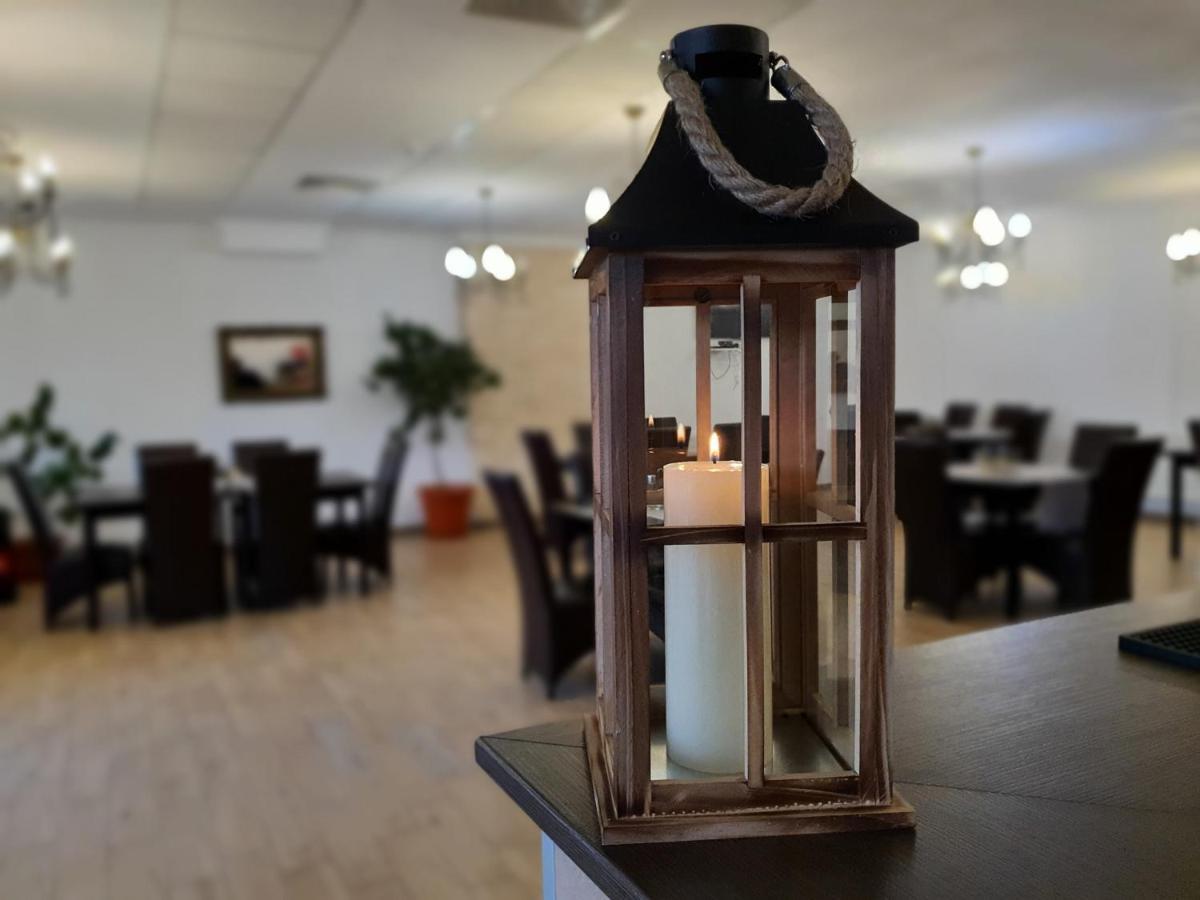 Motel Prislop Haţeg エクステリア 写真