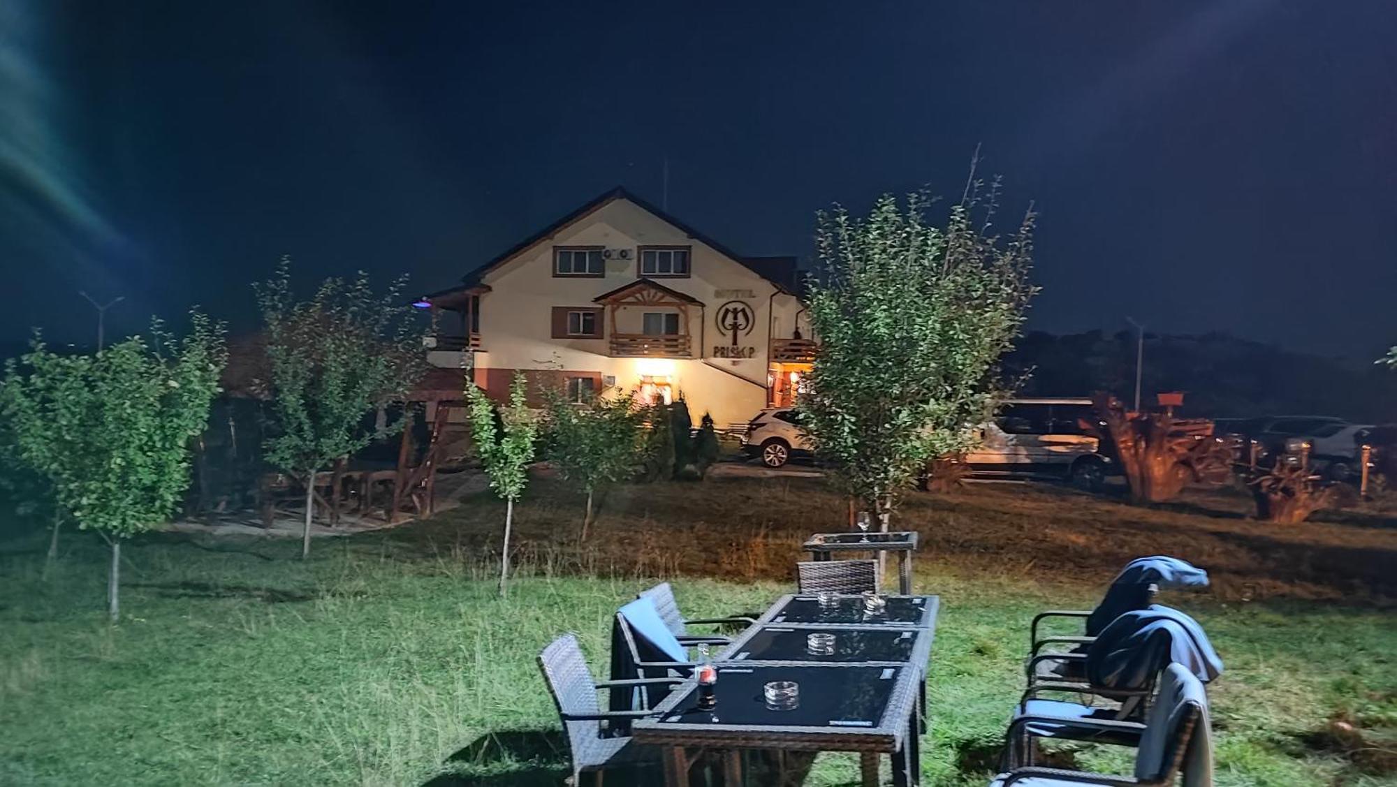 Motel Prislop Haţeg エクステリア 写真