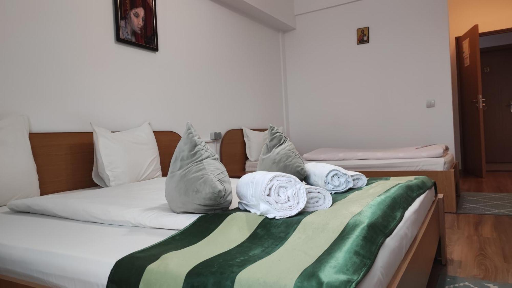 Motel Prislop Haţeg エクステリア 写真