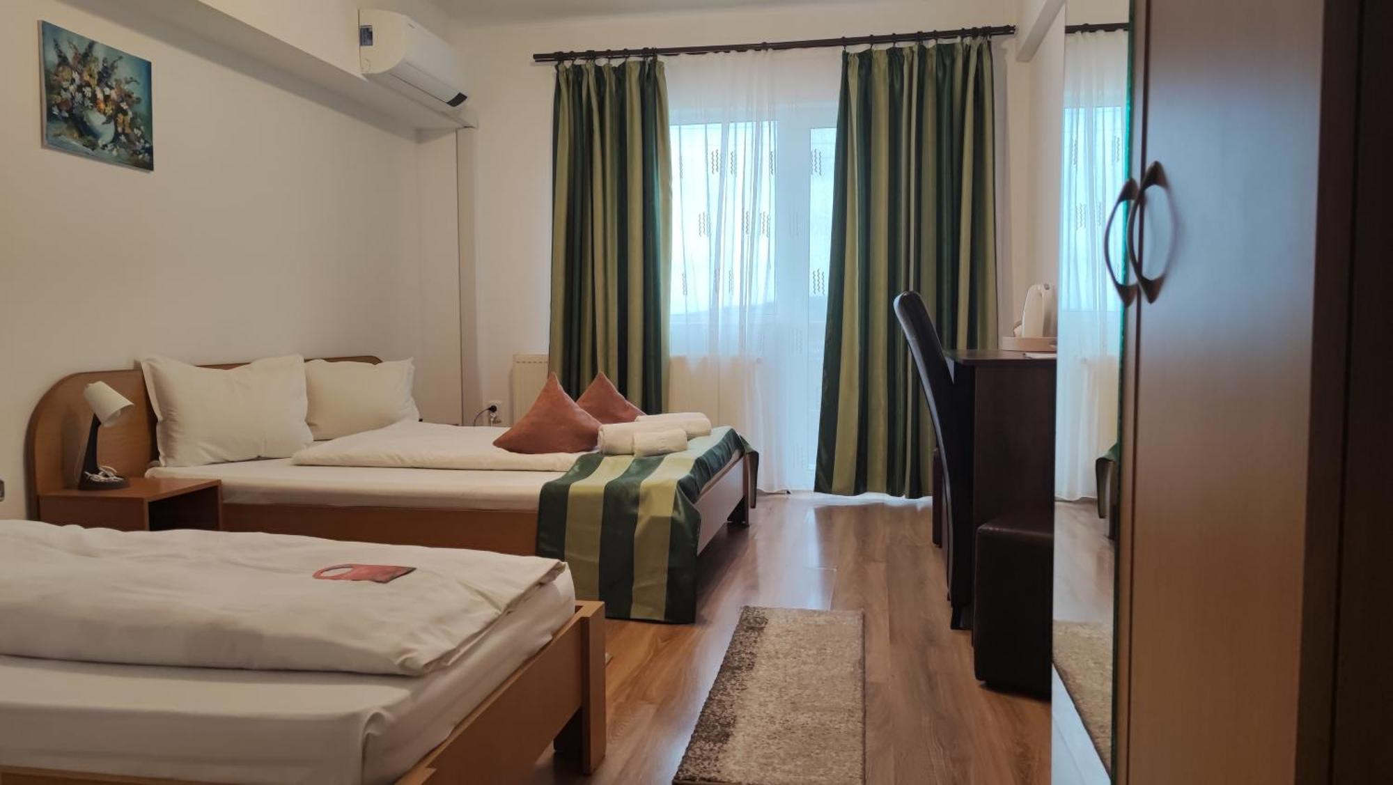 Motel Prislop Haţeg エクステリア 写真