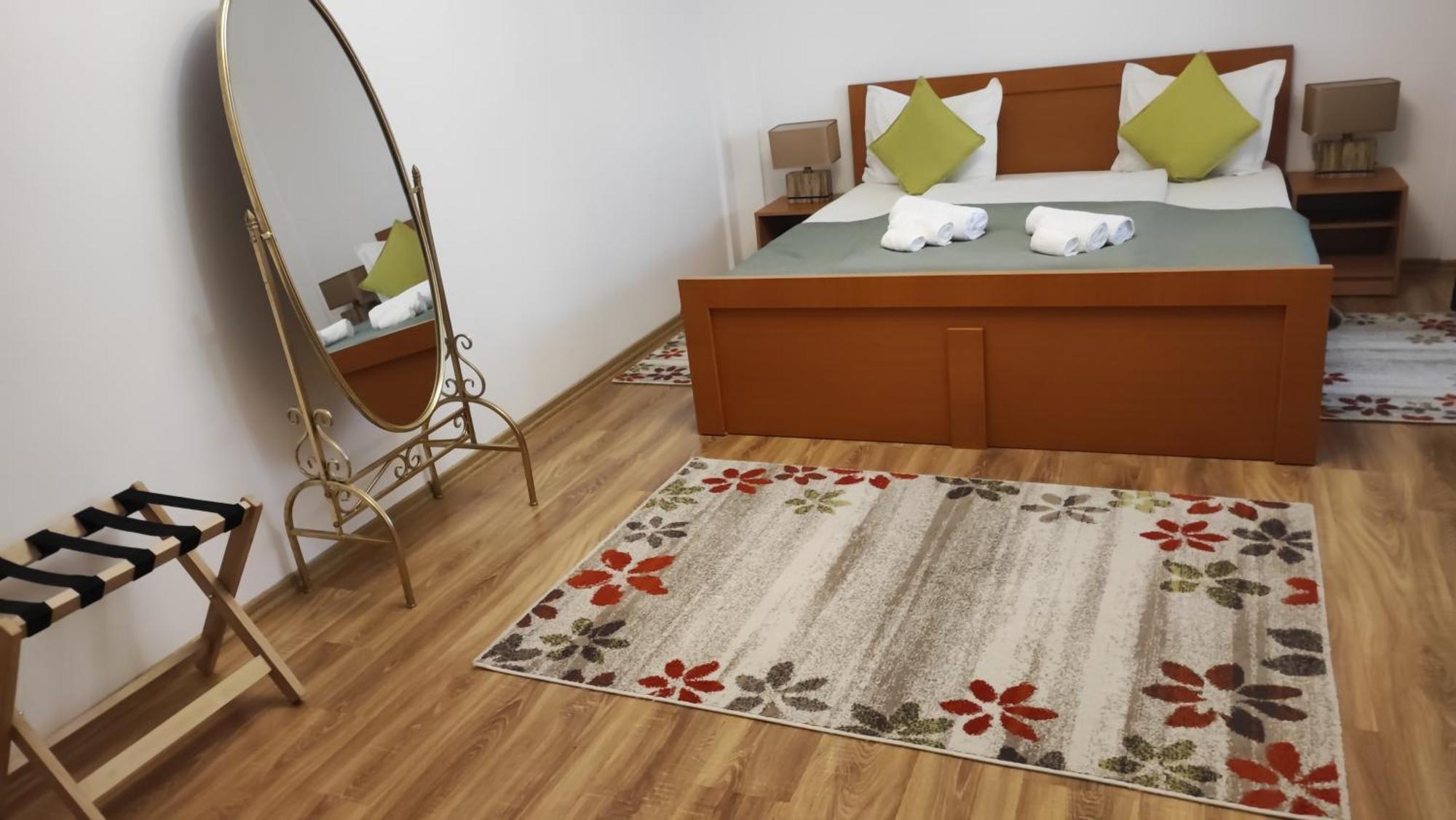 Motel Prislop Haţeg エクステリア 写真